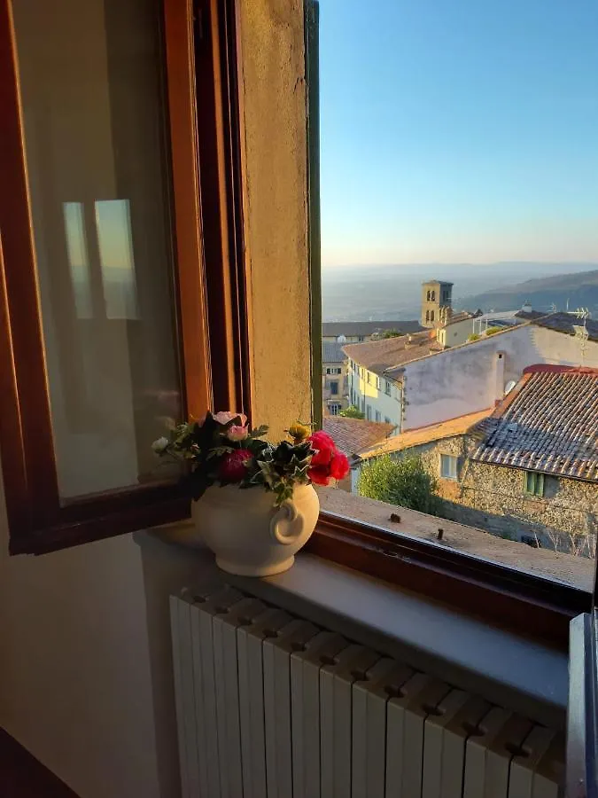 Cortona'S Rooftop Nest Apartment